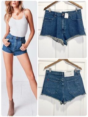 NWT Urban Outfitters BDG Cheeky Super High Rise Troy Denim Jean Shorts Size 30